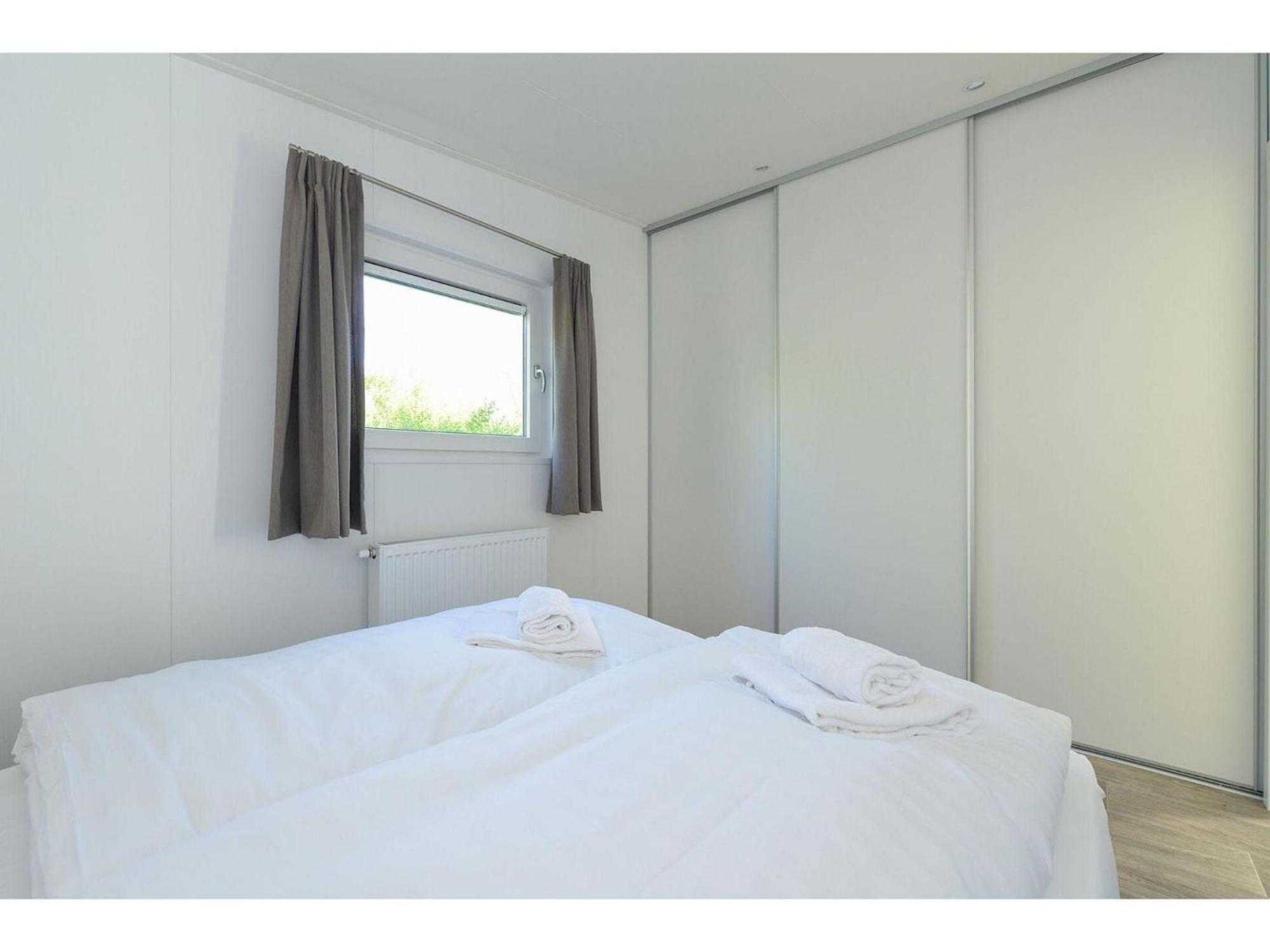Brand New Chalets At 10 Minutes From The Oosterschelde Heinkenszand Εξωτερικό φωτογραφία
